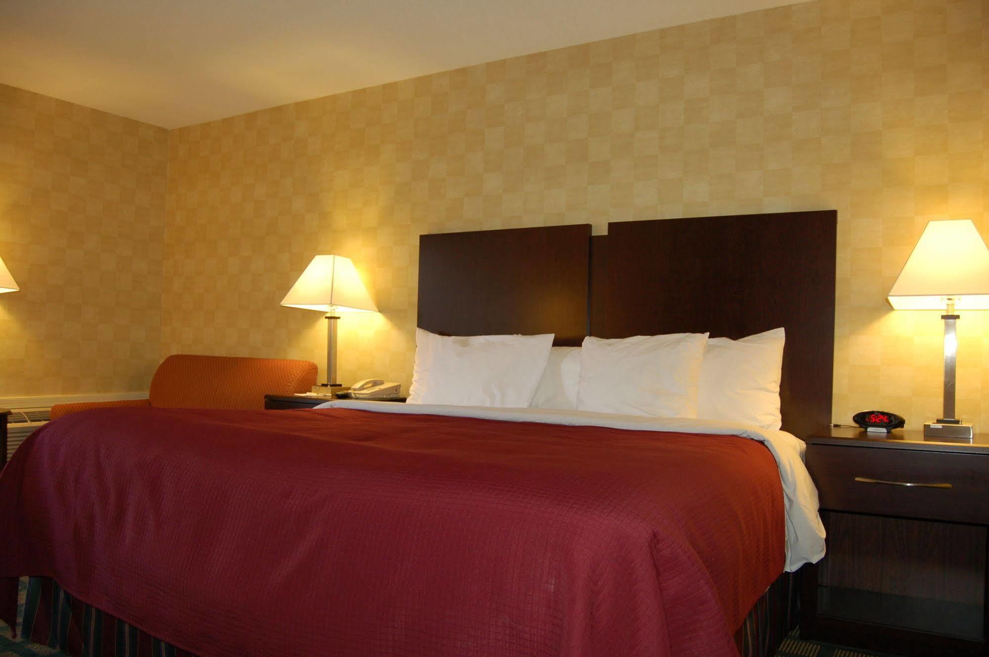 Western 3* Keene